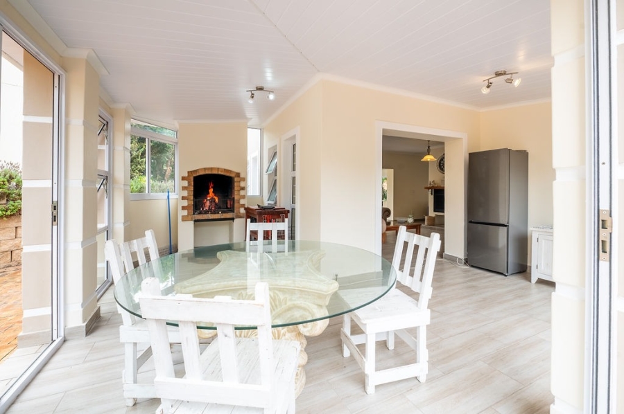 To Let 3 Bedroom Property for Rent in Costa Sarda Western Cape